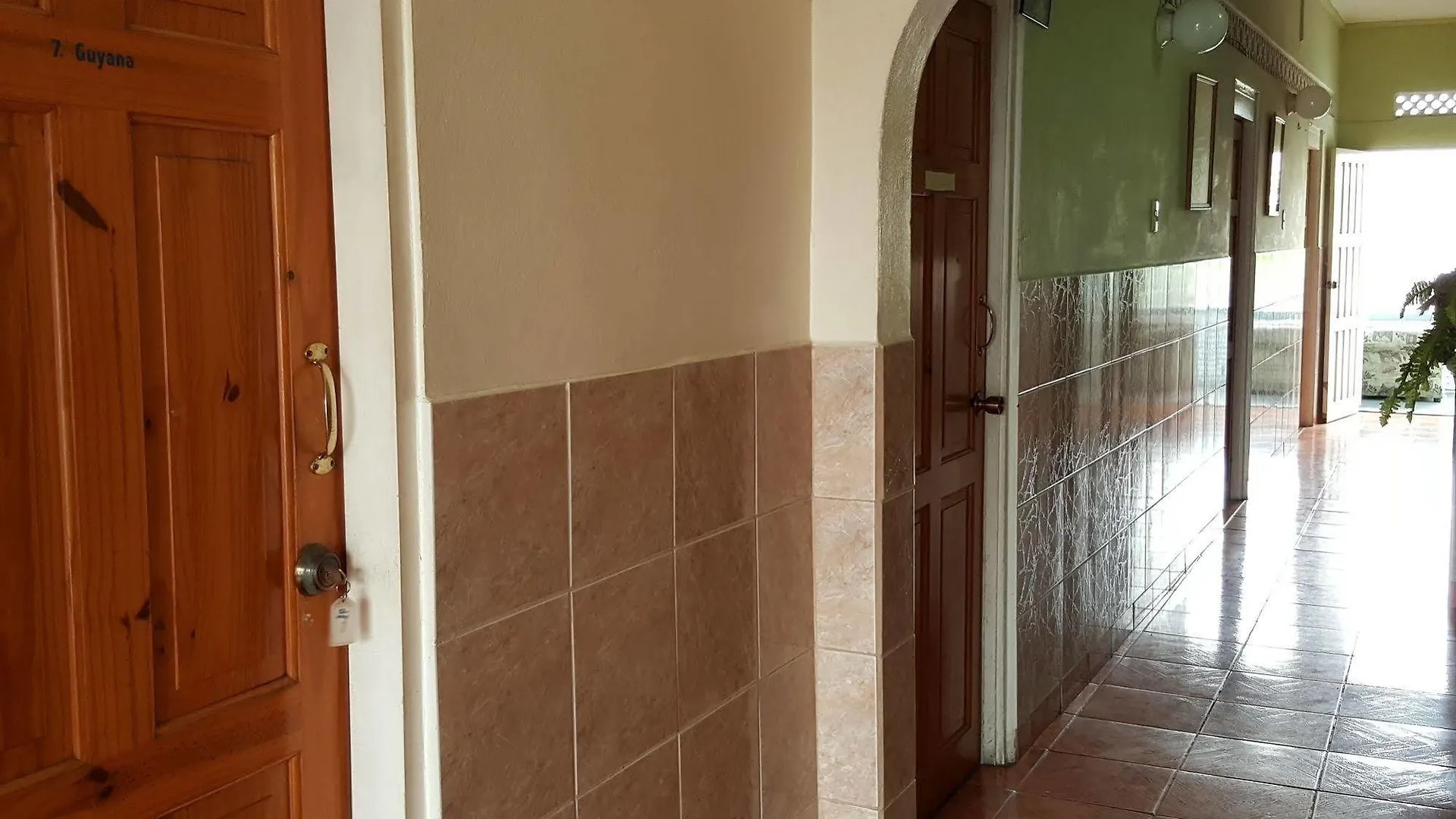 Caribbean Tourist Villa Guest House Port Of Spain 2*,
