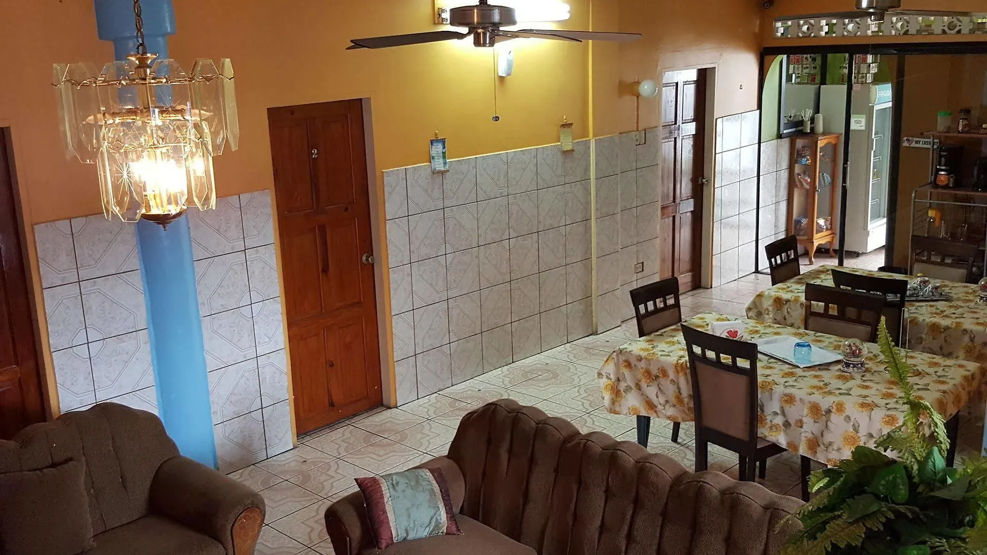 Caribbean Tourist Villa Guest House Port Of Spain Fogadó